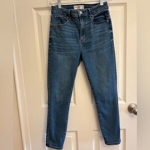 Abercrombie & Fitch Curve Love Super Skinny Ankle High Rise Jeans